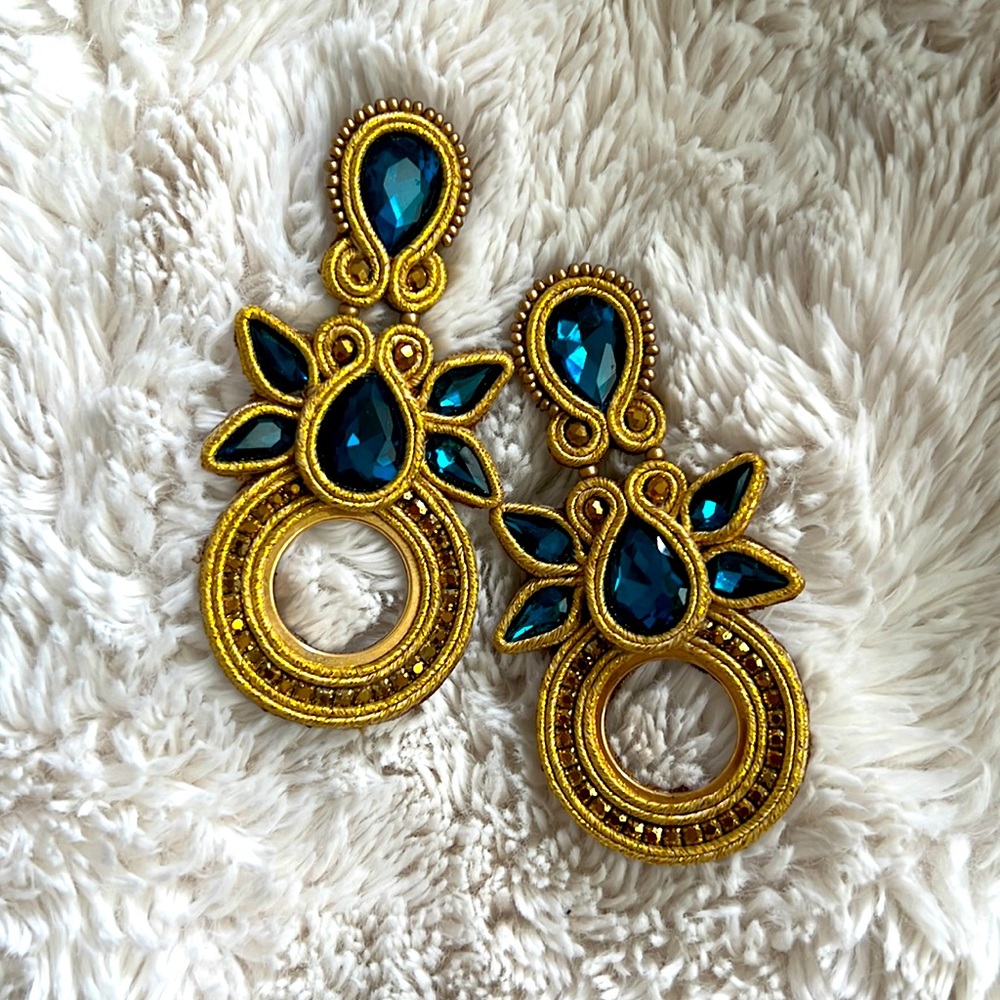 Handmade earrings, lightweight, fabric back, only piece, elegant, everyday wear.